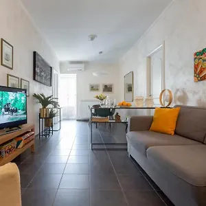 https://suite-la-pergola-centro-storico.catania-hotels.net